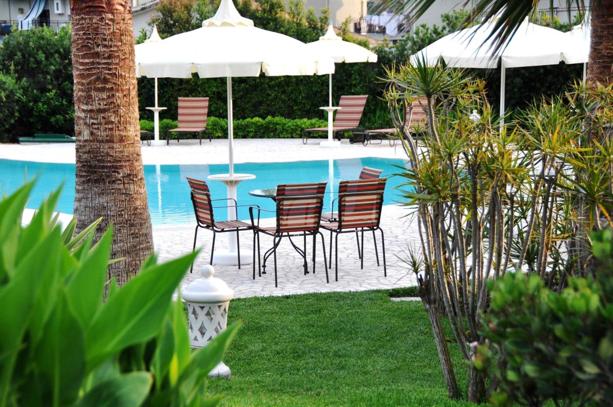 Alcantara Resort Di Charme Adults Only ガッジ エクステリア 写真